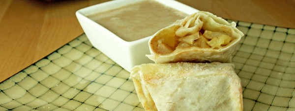 apple-eggrolls-dip2